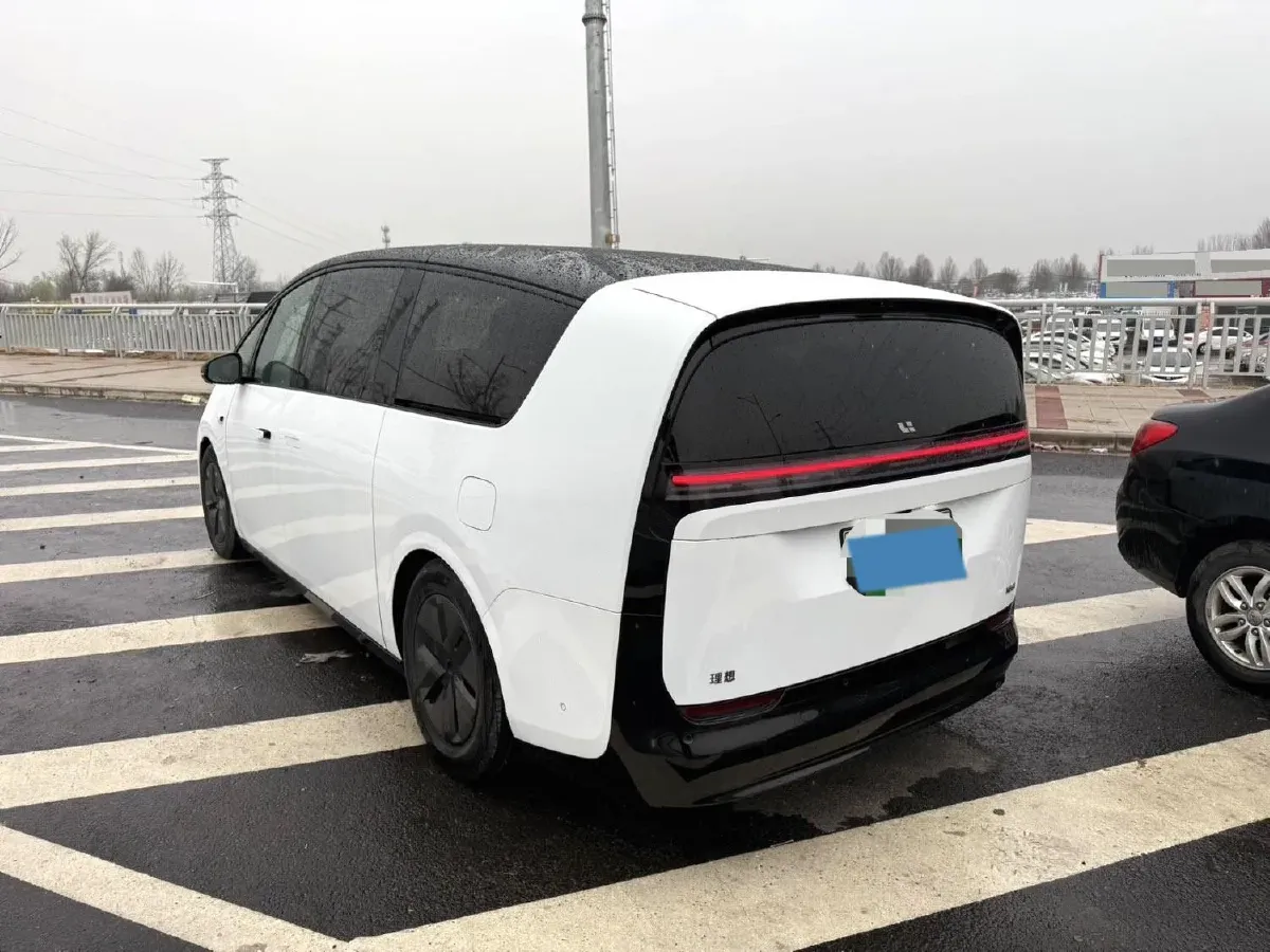 2025 Li MEGA BEV,autocango,china used car exporter,china ev exporter,chinese used car exporter,chinese used ev exporter