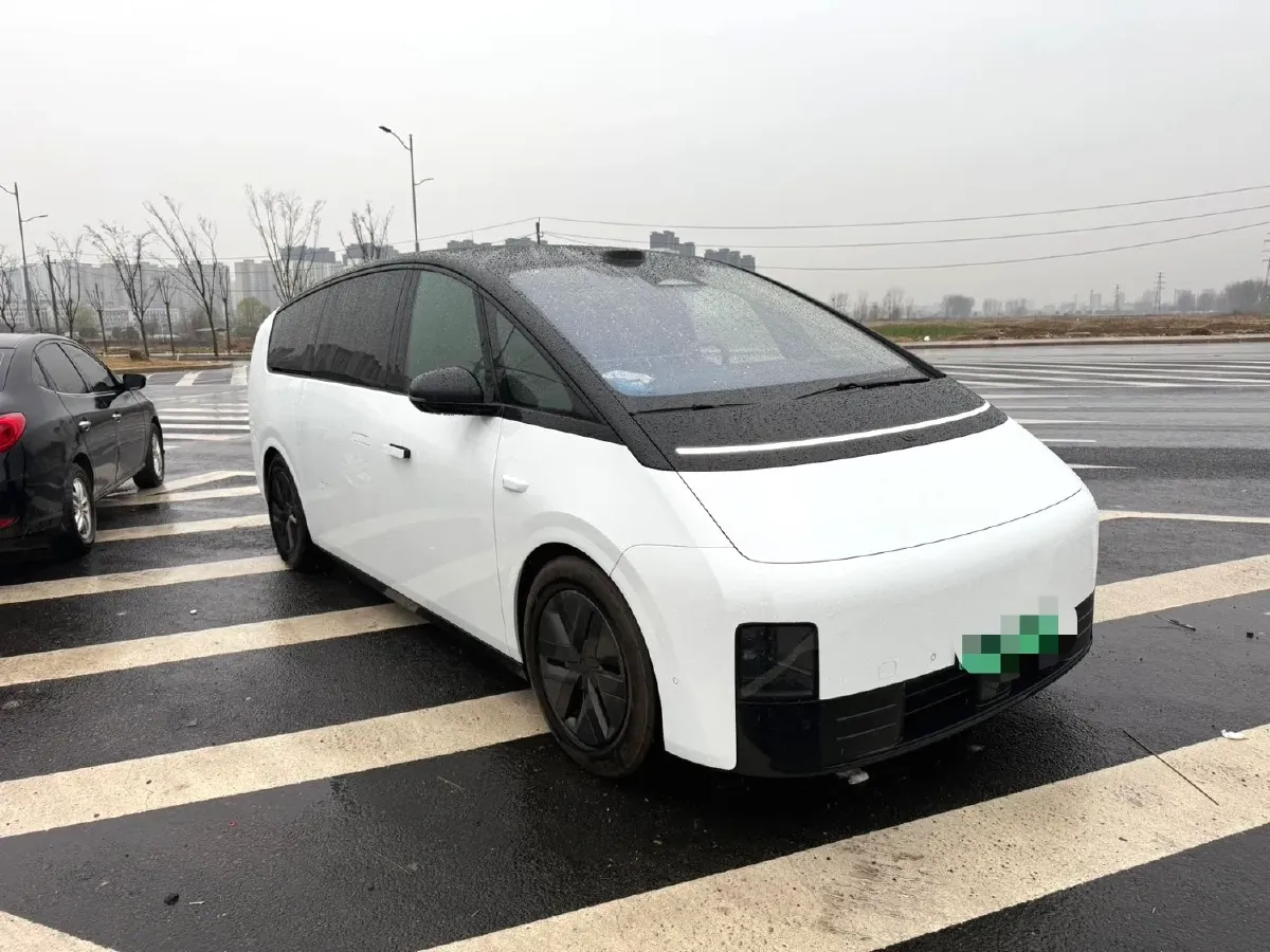 2025 Li MEGA BEV,autocango,china used car exporter,china ev exporter,chinese used car exporter,chinese used ev exporter