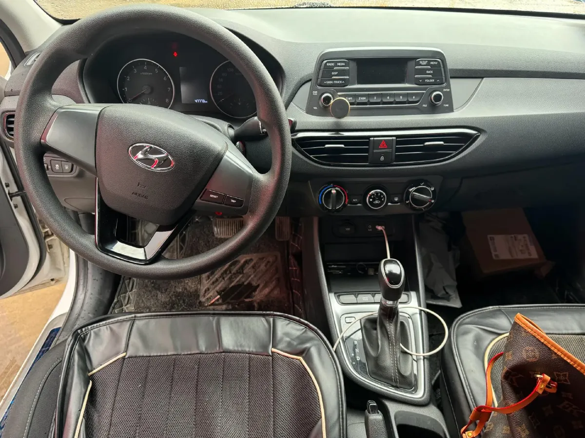 2020 Hyundai Celesta 1.6L 123HP L4 6AT,autocango,china used car exporter,china ev exporter,chinese used car exporter,chinese used ev exporter