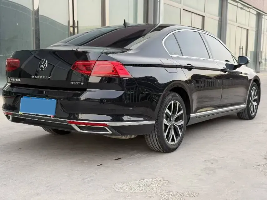 2020 Volkswagen Magotan 2.0T 186HP L4 7DCT,autocango,china used car exporter,china ev exporter,chinese used car exporter,chinese used ev exporter