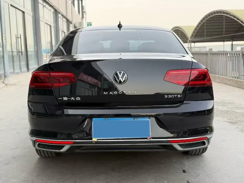 2020 Volkswagen Magotan 2.0T 186HP L4 7DCT,autocango,china used car exporter,china ev exporter,chinese used car exporter,chinese used ev exporter