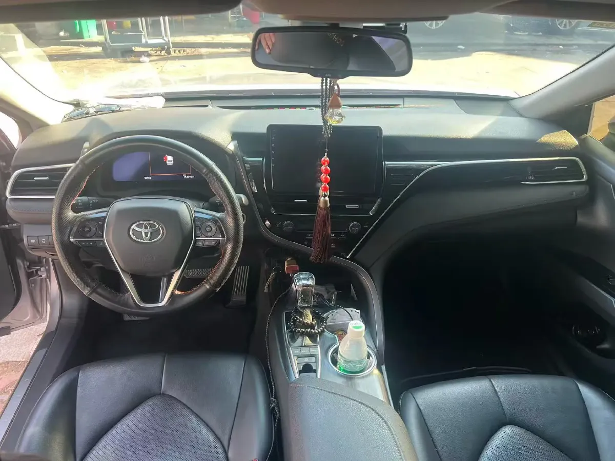 2021 Toyota Camry 2.5L 209HP L4 8AT,autocango,china used car exporter,china ev exporter,chinese used car exporter,chinese used ev exporter