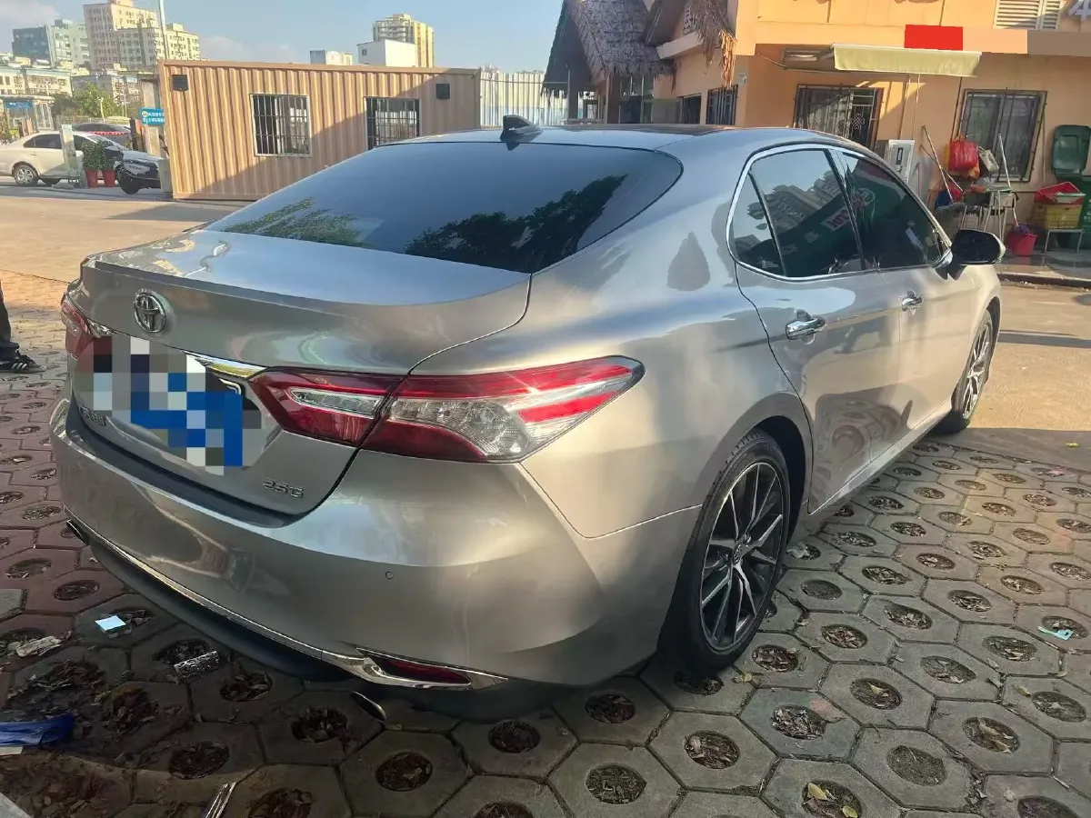 2021 Toyota Camry 2.5L 209HP L4 8AT,autocango,china used car exporter,china ev exporter,chinese used car exporter,chinese used ev exporter