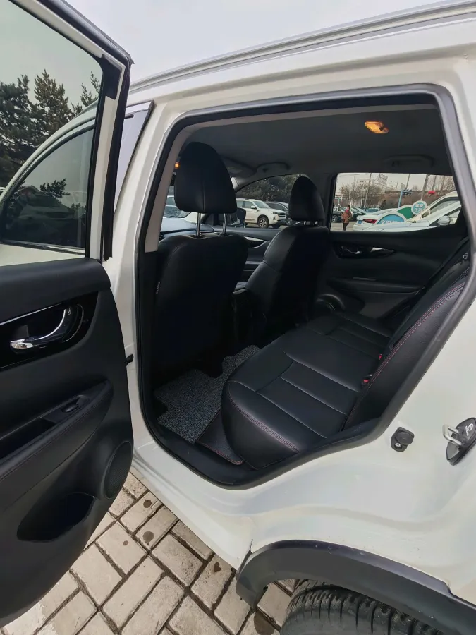 2023 Nissan Qashqai 2.0L 151HP L4 CVT,autocango,china used car exporter,china ev exporter,chinese used car exporter,chinese used ev exporter