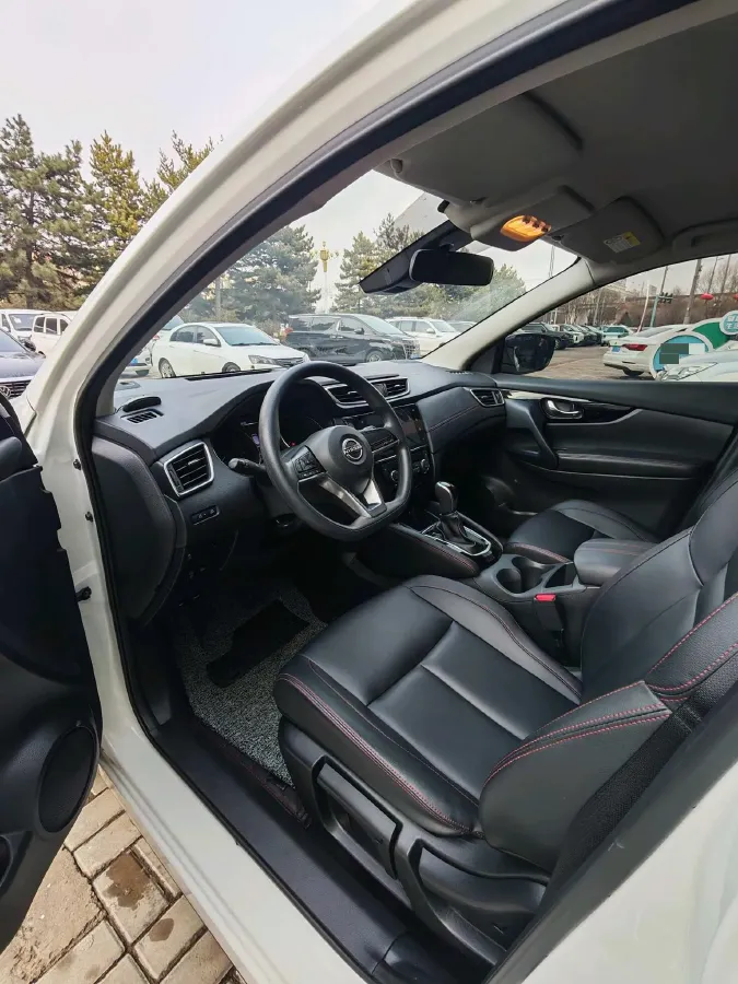 2023 Nissan Qashqai 2.0L 151HP L4 CVT,autocango,china used car exporter,china ev exporter,chinese used car exporter,chinese used ev exporter