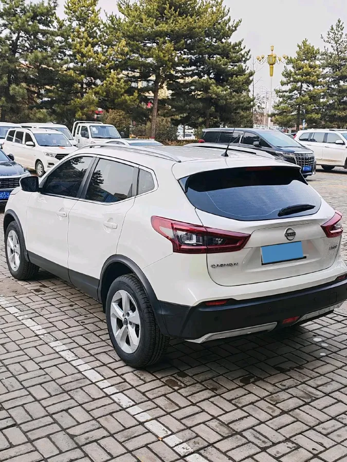2023 Nissan Qashqai 2.0L 151HP L4 CVT,autocango,china used car exporter,china ev exporter,chinese used car exporter,chinese used ev exporter