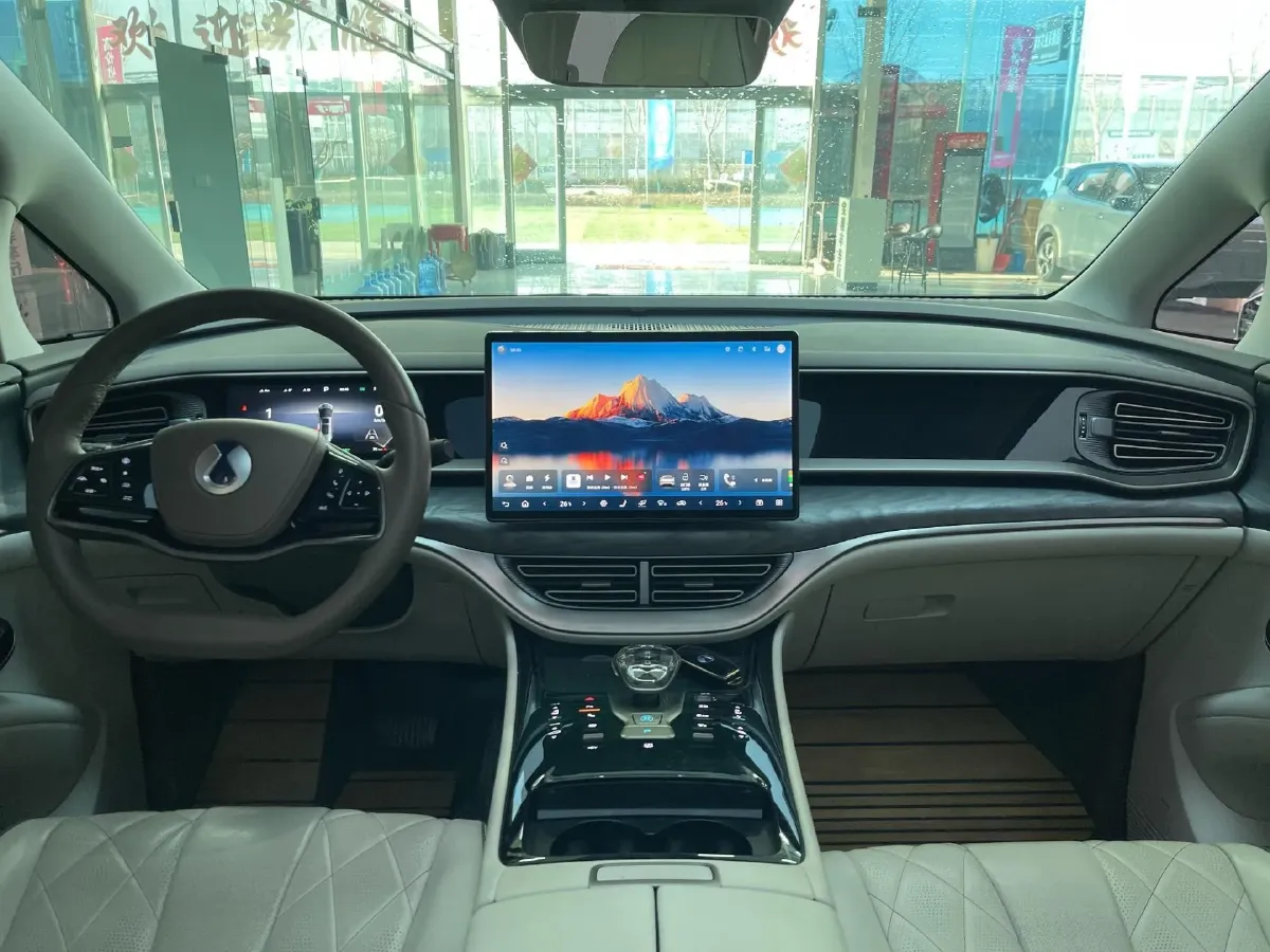 2022 HongQi HS7 3.0T 337HP V6 8AT,autocango,china used car exporter,china ev exporter,chinese used car exporter,chinese used ev exporter