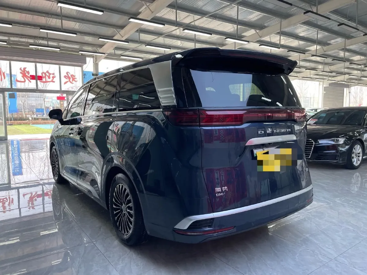 2022 HongQi HS7 3.0T 337HP V6 8AT,autocango,china used car exporter,china ev exporter,chinese used car exporter,chinese used ev exporter