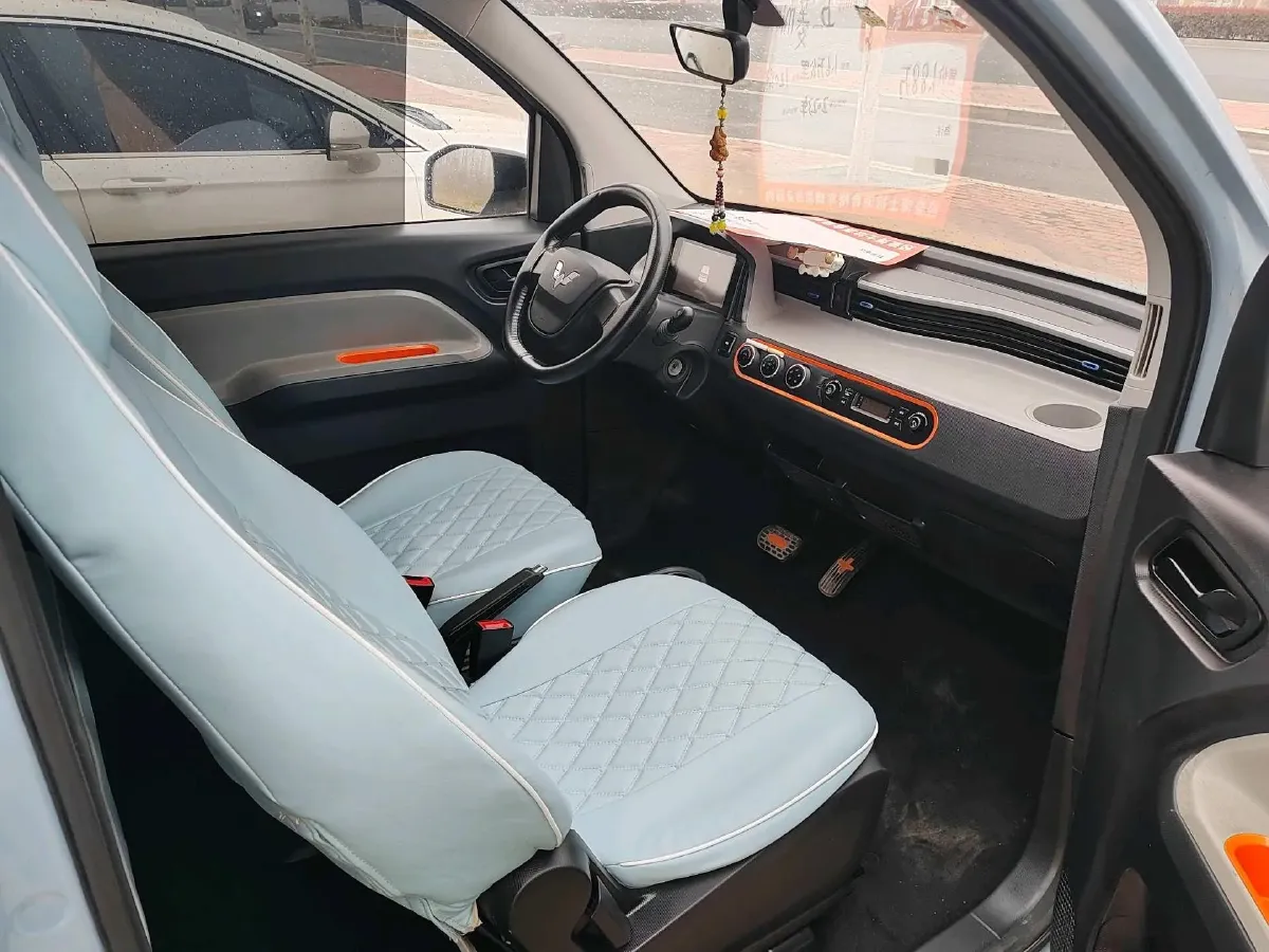 2022 LingBox uni BEV 11.52KWH,autocango,china used car exporter,china ev exporter,chinese used car exporter,chinese used ev exporter