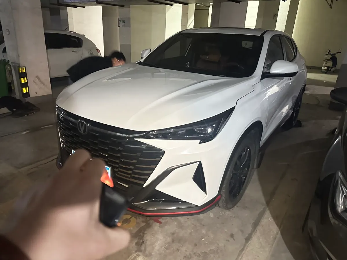 2026 ChangAn X5 PLUS 1.5T 192HP L4 7DCT,autocango,china used car exporter,china ev exporter,chinese used car exporter,chinese used ev exporter