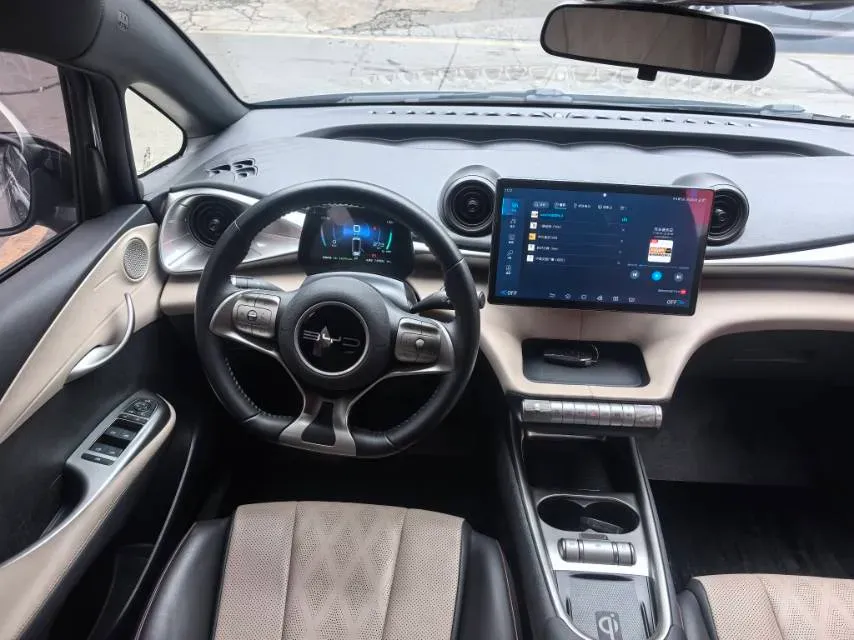 2023 BYD Dolphin BEV 44.928KWH,autocango,china used car exporter,china ev exporter,chinese used car exporter,chinese used ev exporter