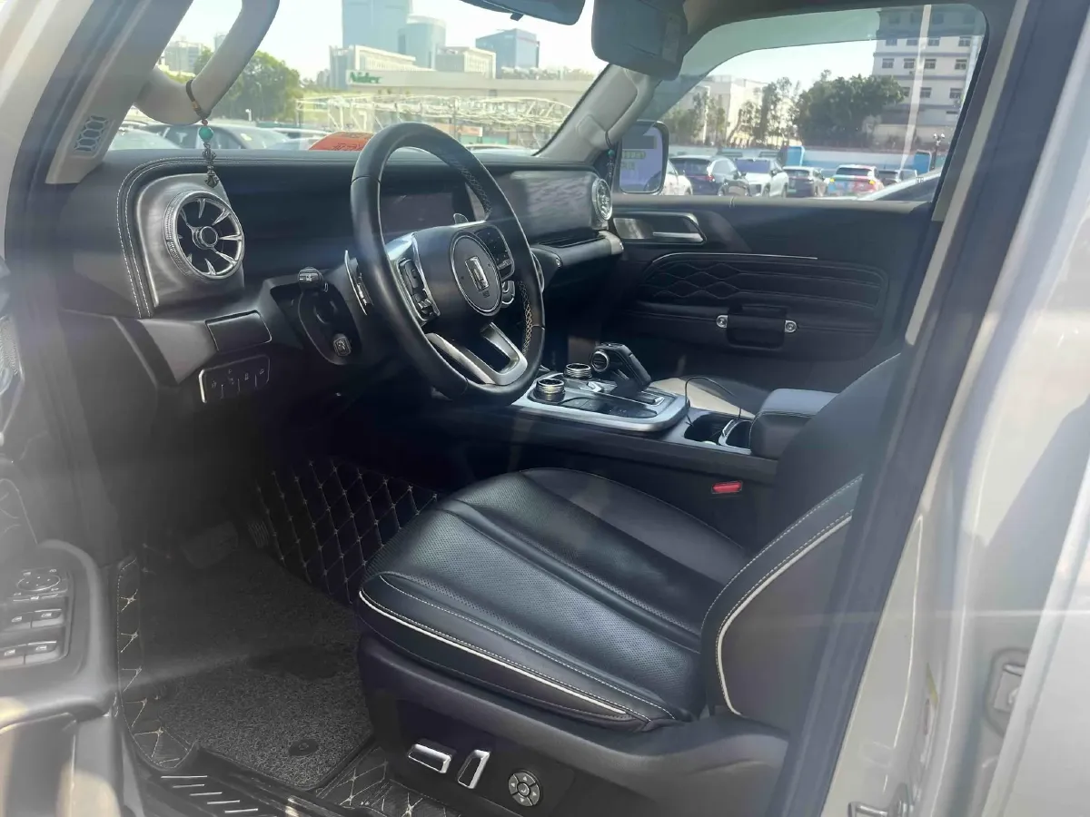 2021 Tank 300 2.0T 227HP L4 8AT,autocango,china used car exporter,china ev exporter,chinese used car exporter,chinese used ev exporter