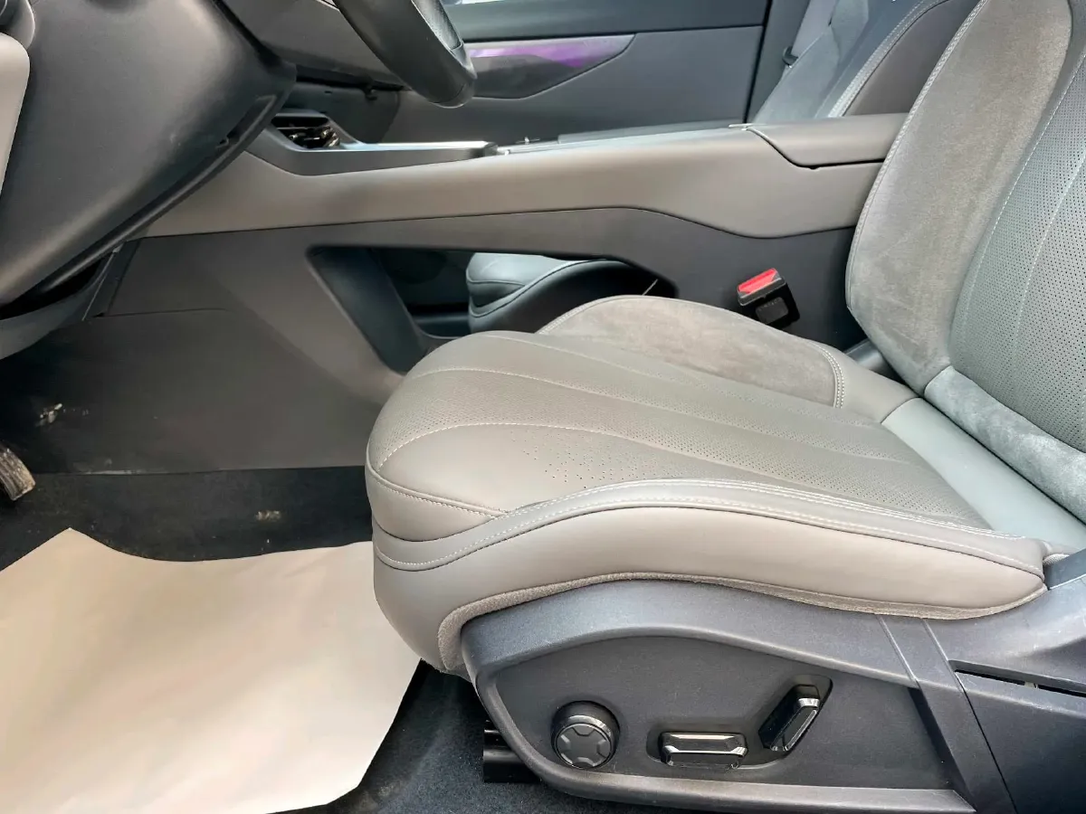 2024 LYNK&CO 01 2.0T 254HP L4 8AT,autocango,china used car exporter,china ev exporter,chinese used car exporter,chinese used ev exporter