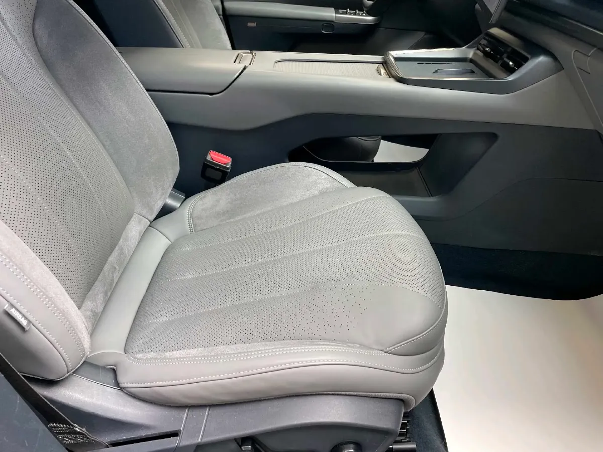 2024 LYNK&CO 01 2.0T 254HP L4 8AT,autocango,china used car exporter,china ev exporter,chinese used car exporter,chinese used ev exporter