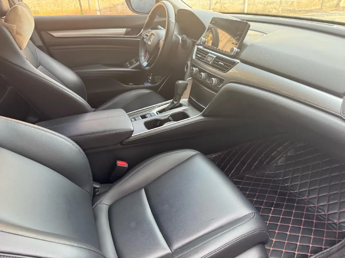 2022 Honda Accord 1.5T 194HP L4 CVT,autocango,china used car exporter,china ev exporter,chinese used car exporter,chinese used ev exporter