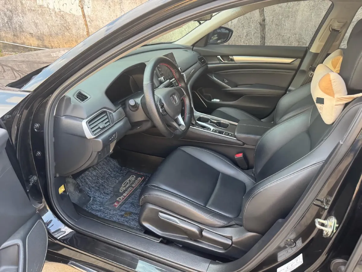 2022 Honda Accord 1.5T 194HP L4 CVT,autocango,china used car exporter,china ev exporter,chinese used car exporter,chinese used ev exporter