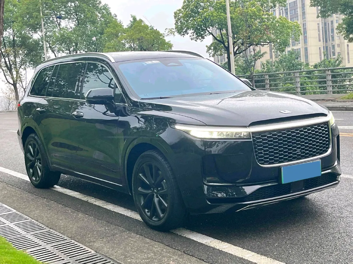 2021 Li ONE Range Extended 131HP REEV 40.5KWH,autocango,china used car exporter,china ev exporter,chinese used car exporter,chinese used ev exporter