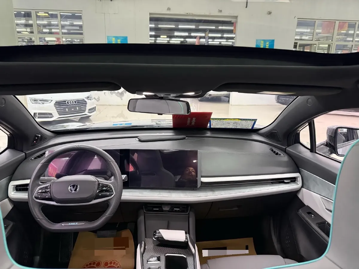 2023 ChangAn UNI-T 1.5T 188HP L4 7DCT,autocango,china used car exporter,china ev exporter,chinese used car exporter,chinese used ev exporter