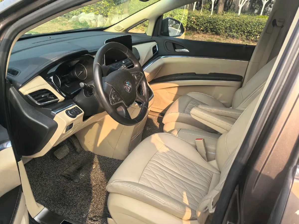 2023 Buick GL8 2.0T 237HP L4 9AT,autocango,china used car exporter,china ev exporter,chinese used car exporter,chinese used ev exporter