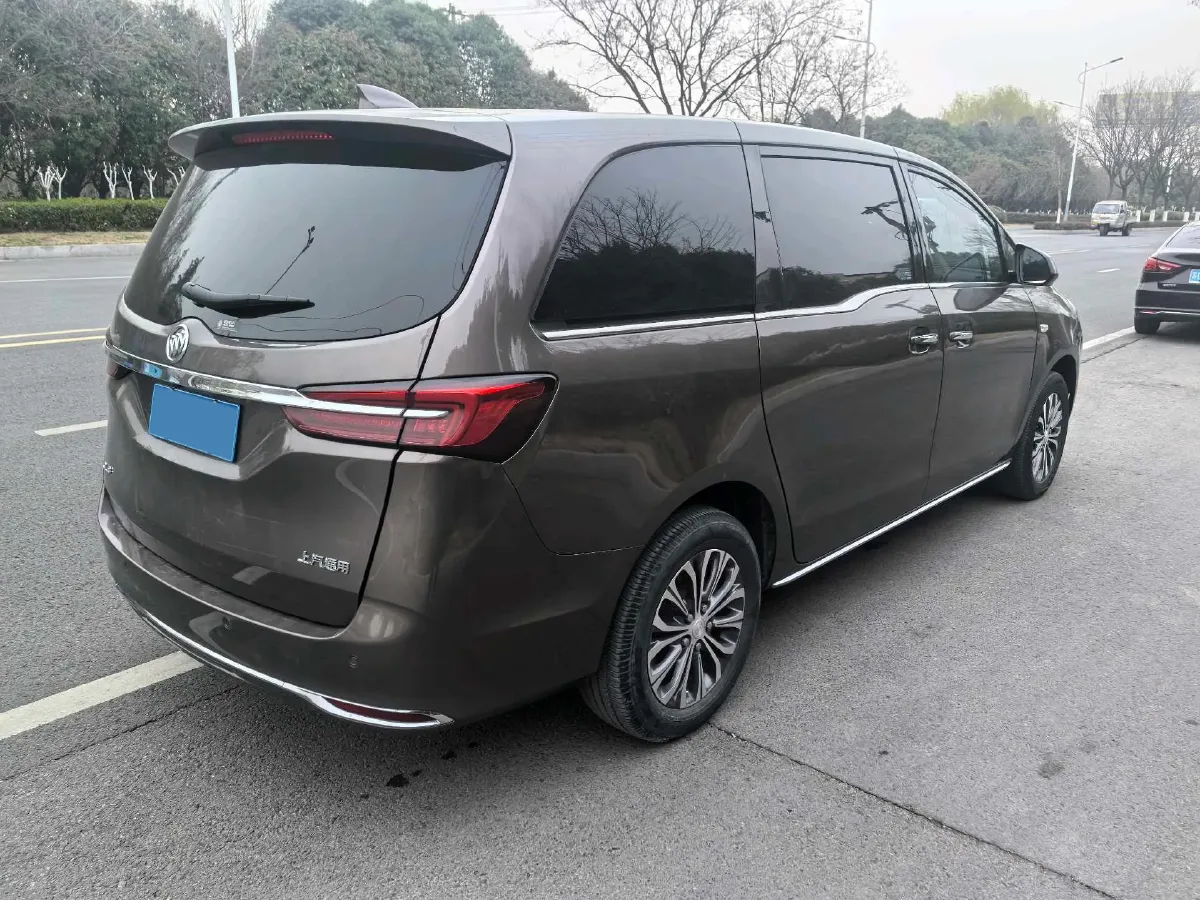 2023 Buick GL8 2.0T 237HP L4 9AT,autocango,china used car exporter,china ev exporter,chinese used car exporter,chinese used ev exporter