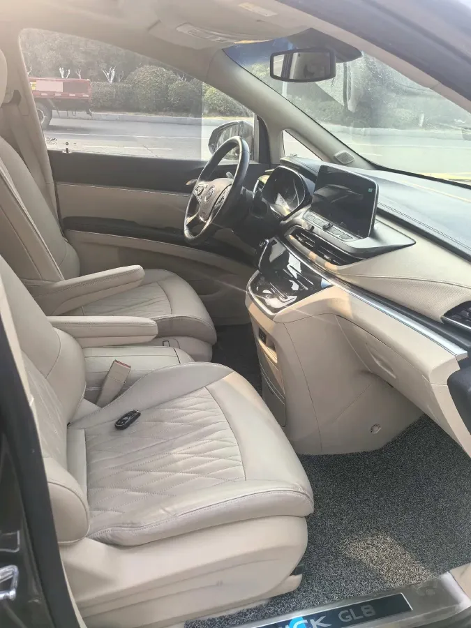 2023 Buick GL8 2.0T 237HP L4 9AT,autocango,china used car exporter,china ev exporter,chinese used car exporter,chinese used ev exporter