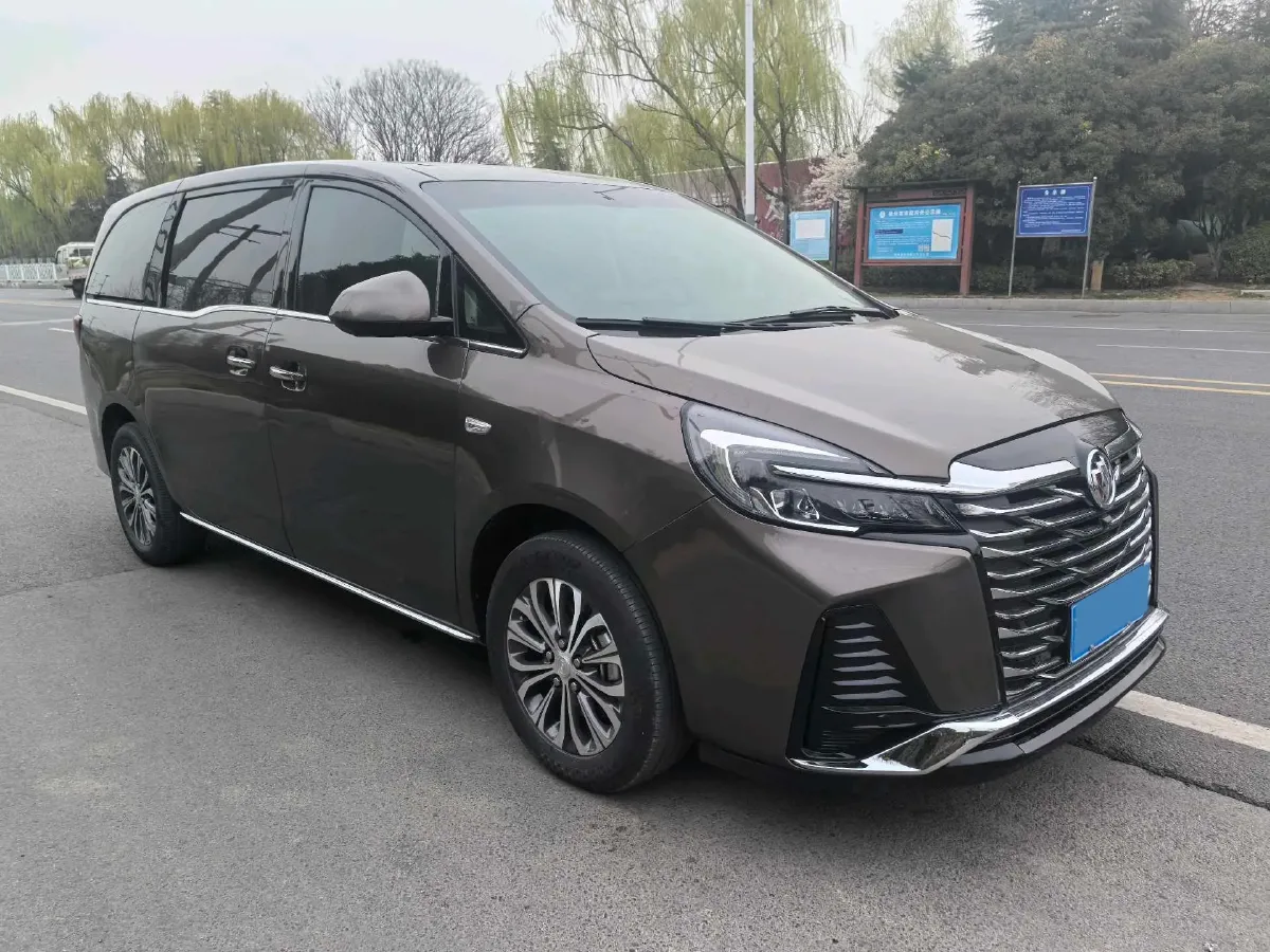 2023 Buick GL8 2.0T 237HP L4 9AT,autocango,china used car exporter,china ev exporter,chinese used car exporter,chinese used ev exporter