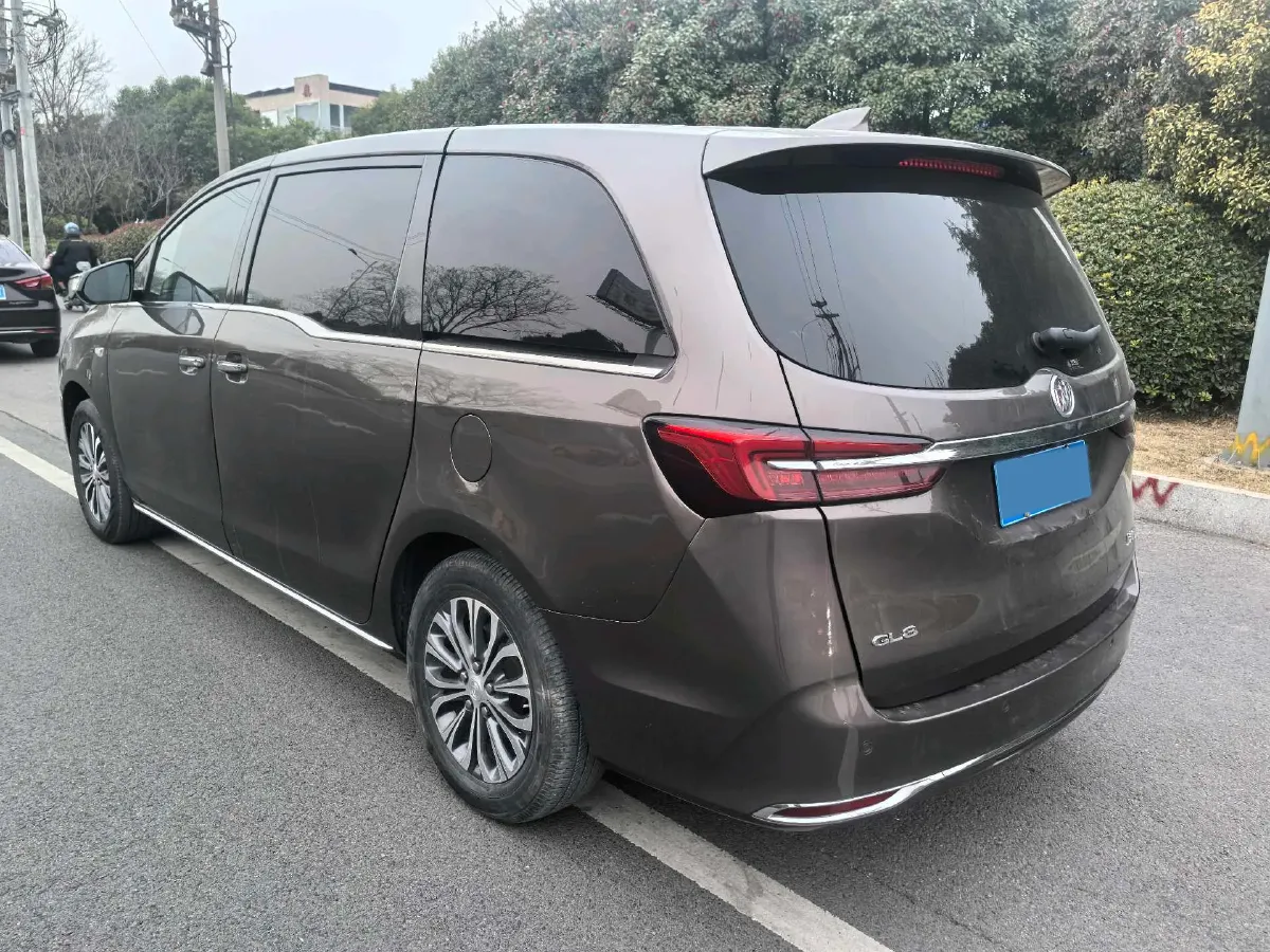 2023 Buick GL8 2.0T 237HP L4 9AT,autocango,china used car exporter,china ev exporter,chinese used car exporter,chinese used ev exporter