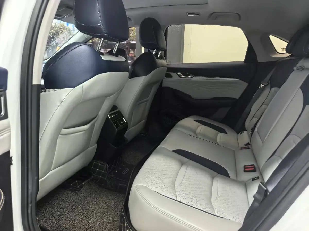 2021 Geely Preface 2.0T 190HP L4 7DCT,autocango,china used car exporter,china ev exporter,chinese used car exporter,chinese used ev exporter