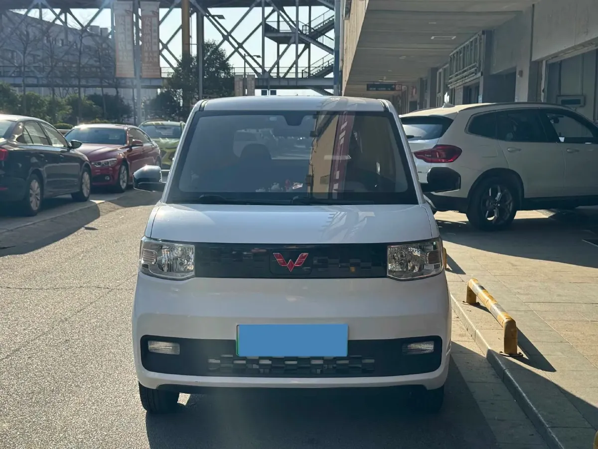 2020 WuLing HongGuang MINI EV BEV 13.8KWH,autocango,china used car exporter,china ev exporter,chinese used car exporter,chinese used ev exporter