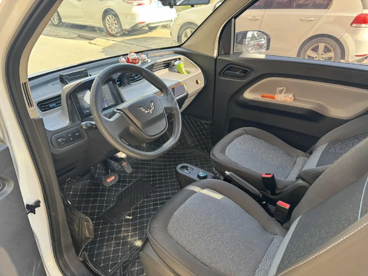 2020 WuLing HongGuang MINI EV BEV 13.8KWH,autocango,china used car exporter,china ev exporter,chinese used car exporter,chinese used ev exporter