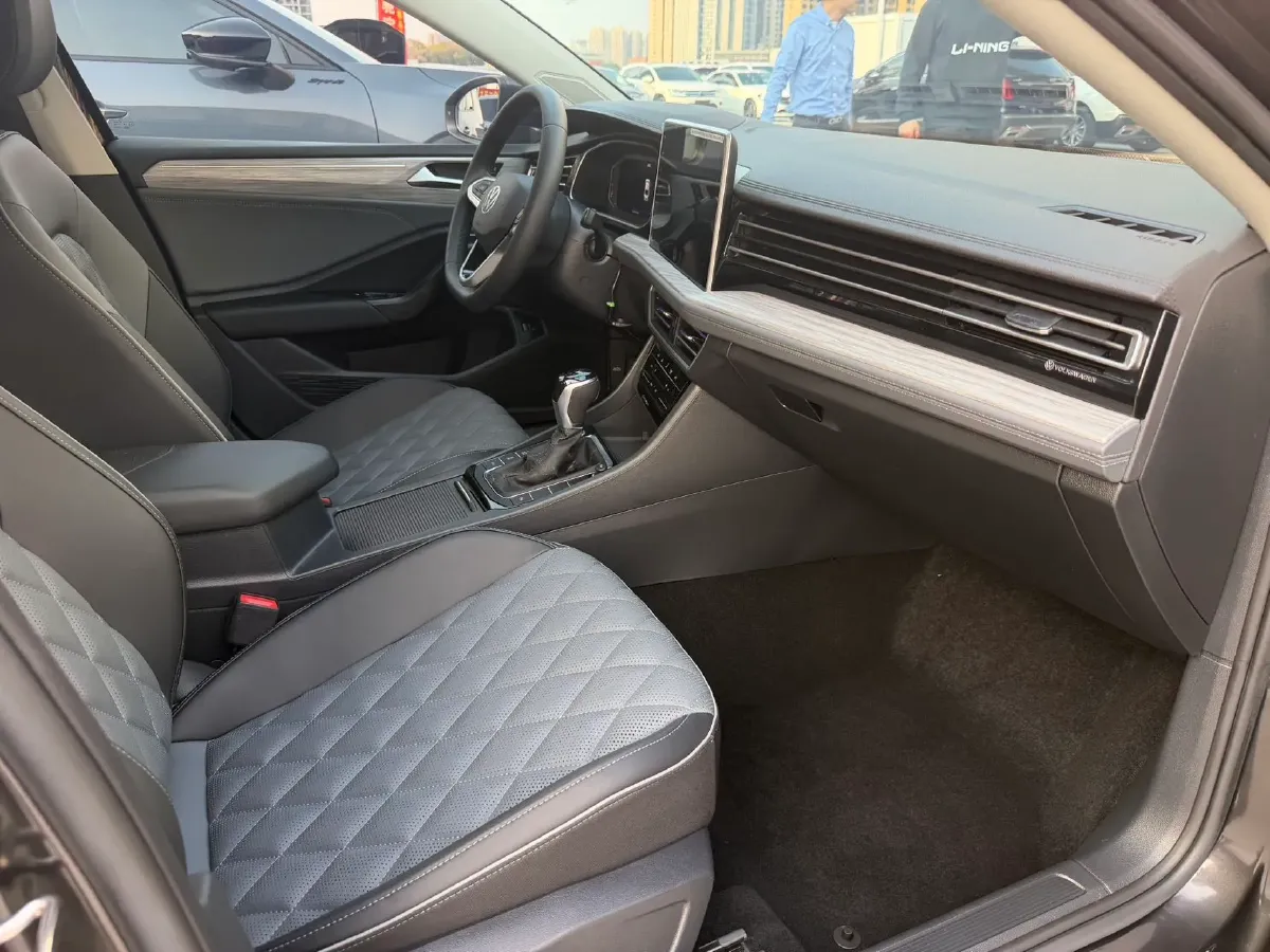 2023 Volkswagen Sagitar 1.4T 150HP L4 7DCT,autocango,china used car exporter,china ev exporter,chinese used car exporter,chinese used ev exporter