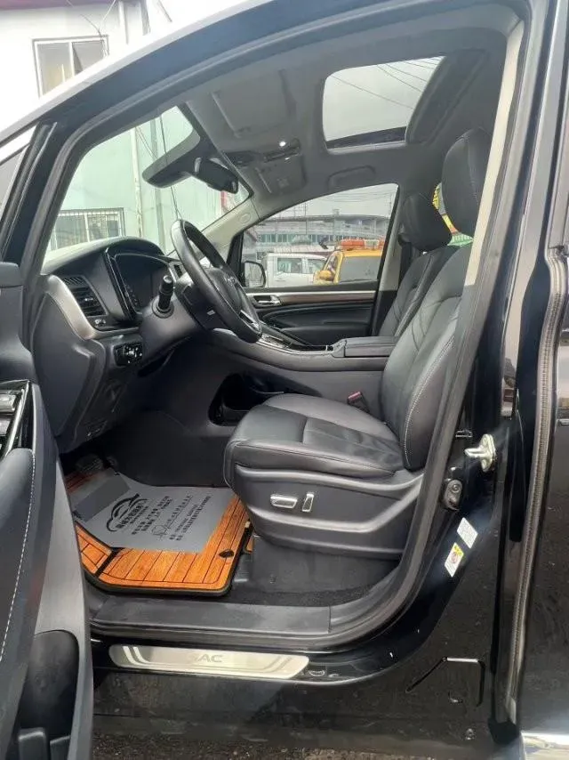 2021 GAC Trumpchi M8 2.0T 252HP L4 8AT,autocango,china used car exporter,china ev exporter,chinese used car exporter,chinese used ev exporter