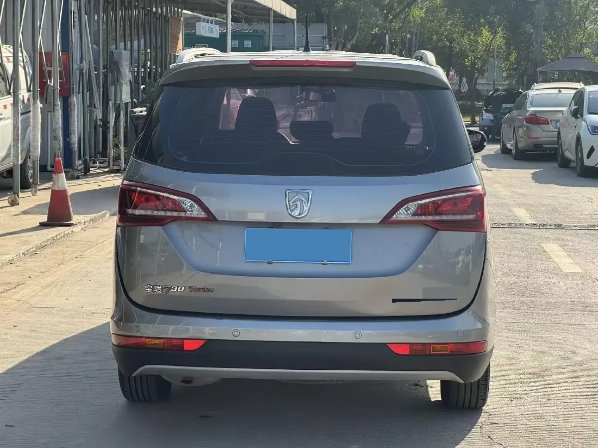 2019 BaoJun 730 1.5T 147HP L4 CVT,autocango,china used car exporter,china ev exporter,chinese used car exporter,chinese used ev exporter