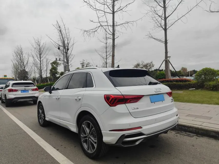 2020 Audi Q3 2.0T 186HP L4 7DCT,autocango,china used car exporter,china ev exporter,chinese used car exporter,chinese used ev exporter