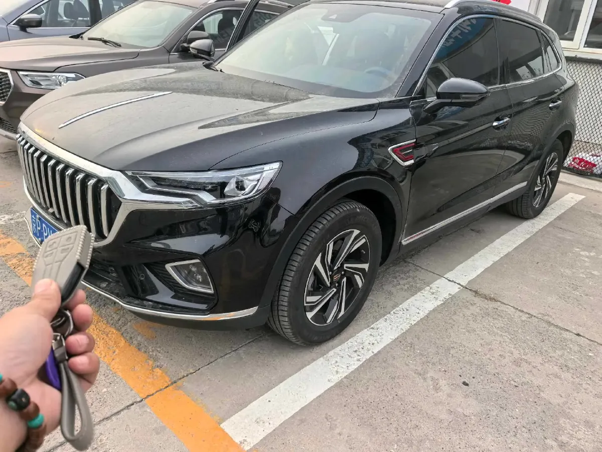 2022 HongQi HS5 2.0T 224HP L4 6AT,autocango,china used car exporter,china ev exporter,chinese used car exporter,chinese used ev exporter