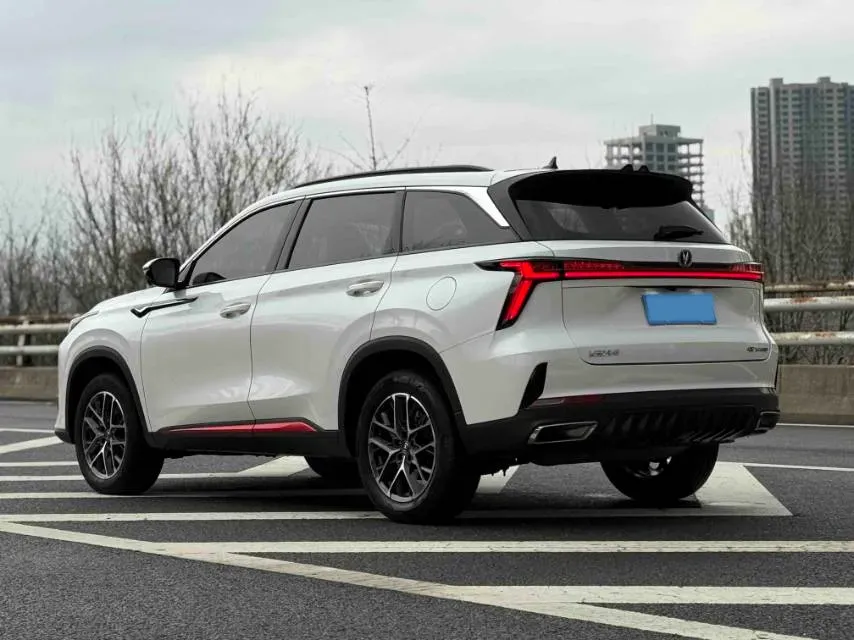 2022 ChangAn CS75 Plus 1.5T 188HP L4 8AT,autocango,china used car exporter,china ev exporter,chinese used car exporter,chinese used ev exporter