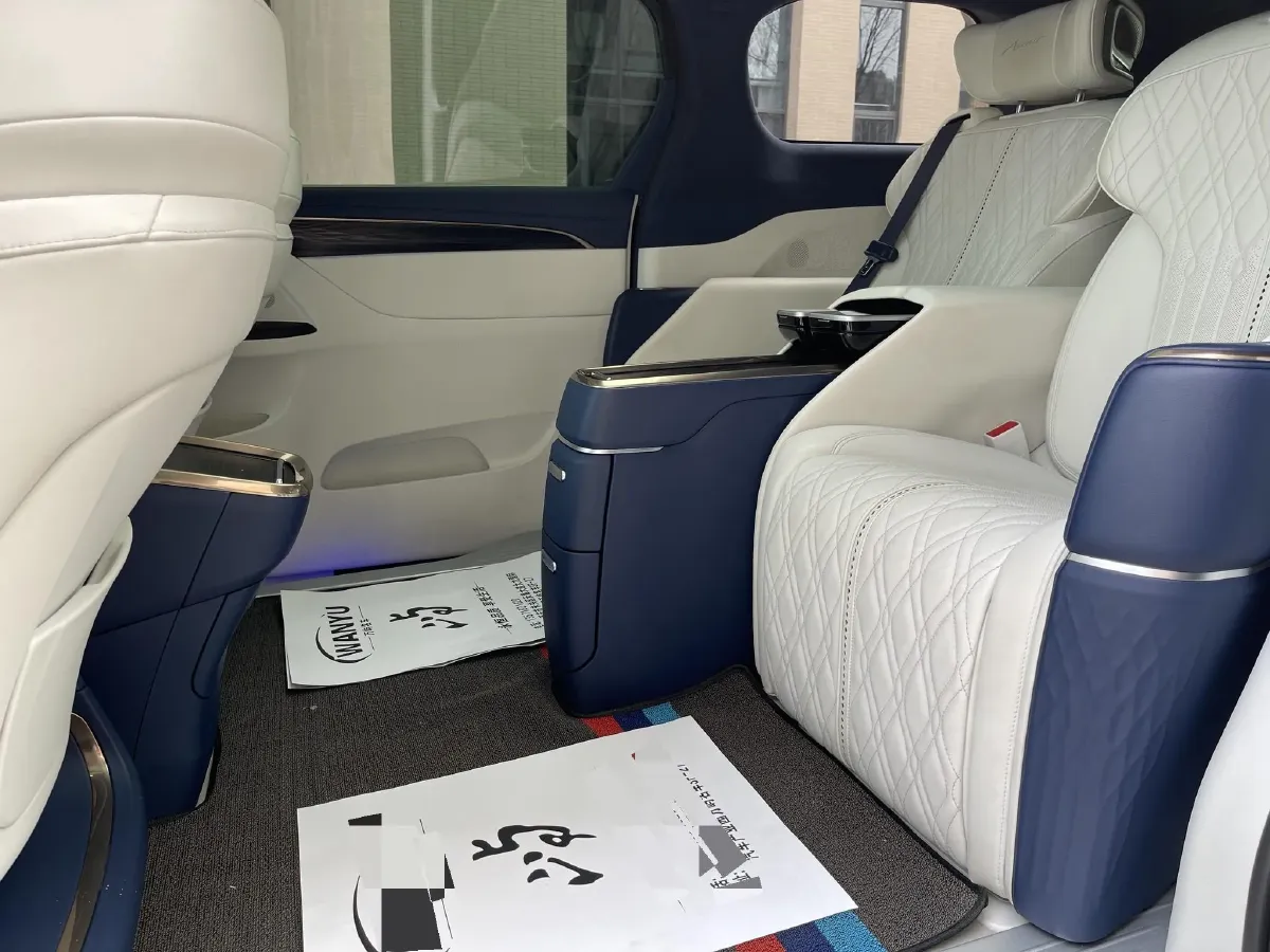 2020 Buick GL8 2.0T 237HP L4 9AT,autocango,china used car exporter,china ev exporter,chinese used car exporter,chinese used ev exporter