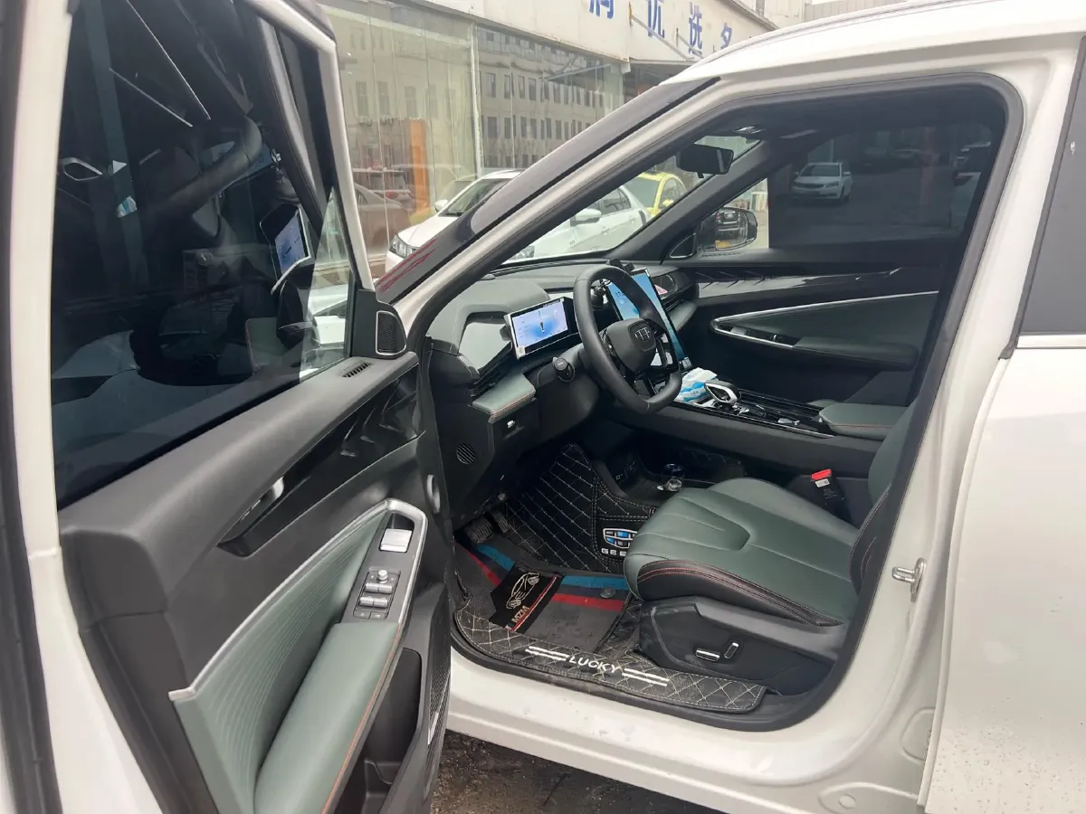 2024 Geely Azkarra 1.5T 181HP L4 7DCT,autocango,china used car exporter,china ev exporter,chinese used car exporter,chinese used ev exporter