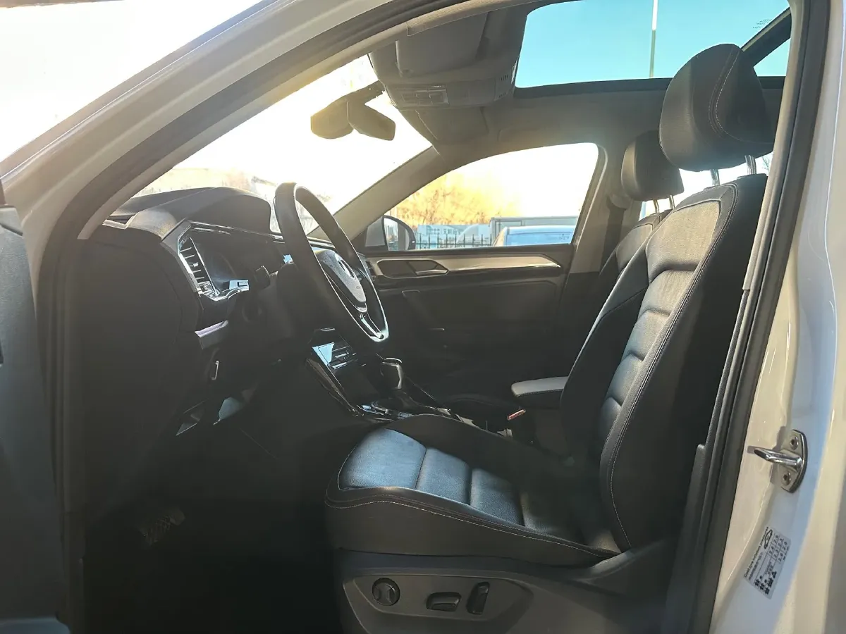 2022 Volkswagen Tayron 1.4T 150HP L4 7DCT,autocango,china used car exporter,china ev exporter,chinese used car exporter,chinese used ev exporter