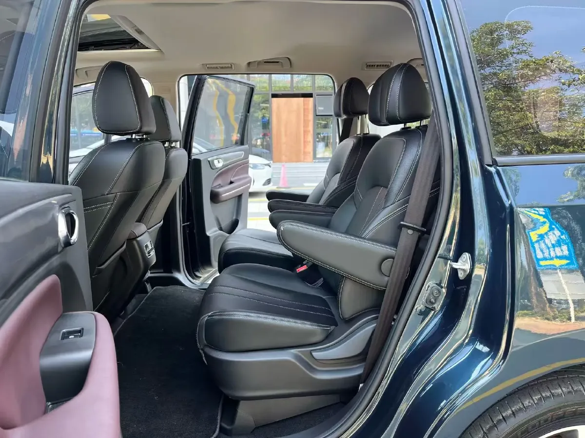 2021 GAC Trumpchi M6 1.5T 169HP L4 7DCT,autocango,china used car exporter,china ev exporter,chinese used car exporter,chinese used ev exporter