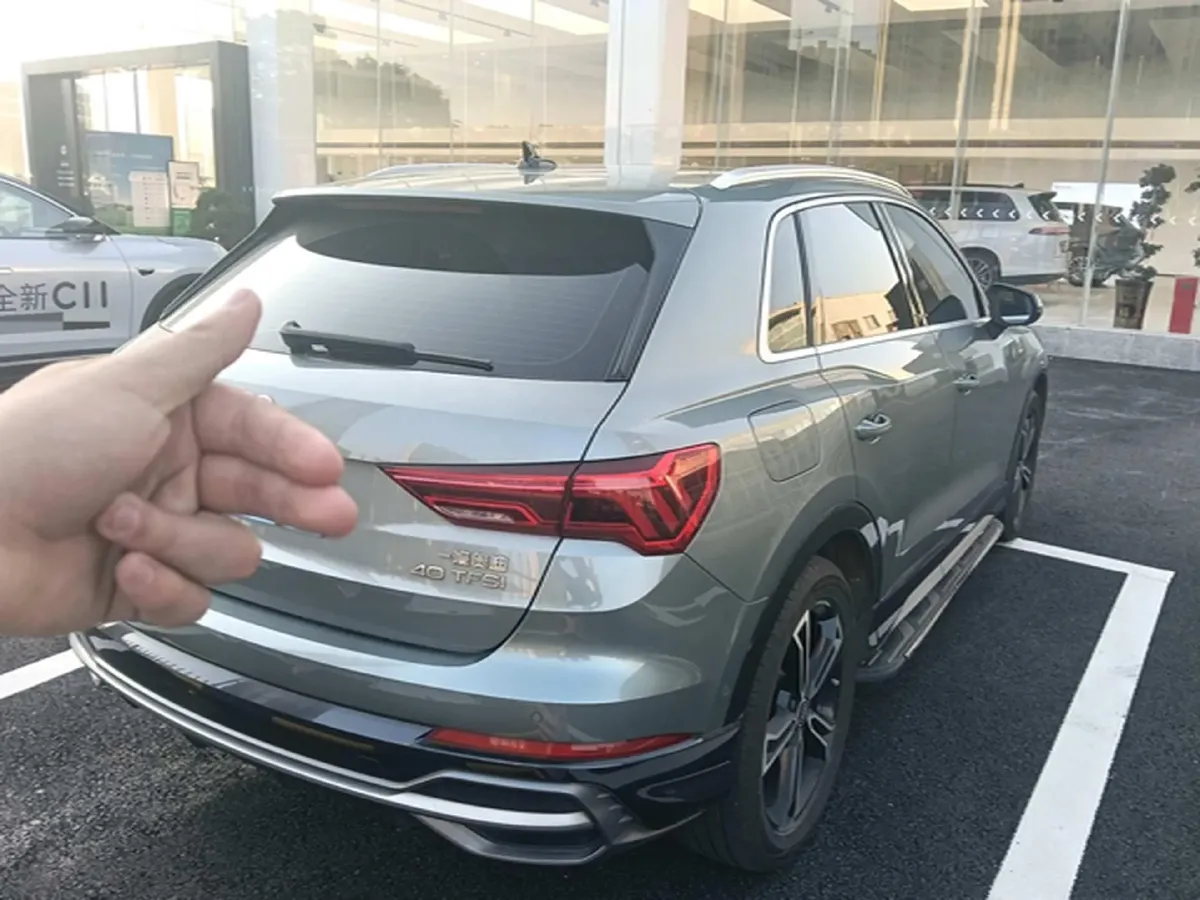 2021 Audi Q3 2.0T 186HP L4 7DCT,autocango,china used car exporter,china ev exporter,chinese used car exporter,chinese used ev exporter