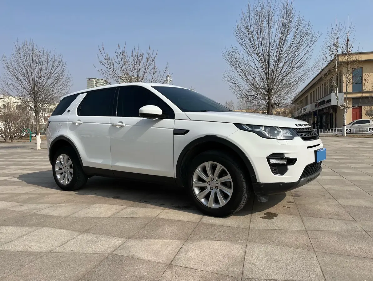 2018 Land Rover Discovery Sport 2.0T 241HP L4 9AT,autocango,china used car exporter,china ev exporter,chinese used car exporter,chinese used ev exporter