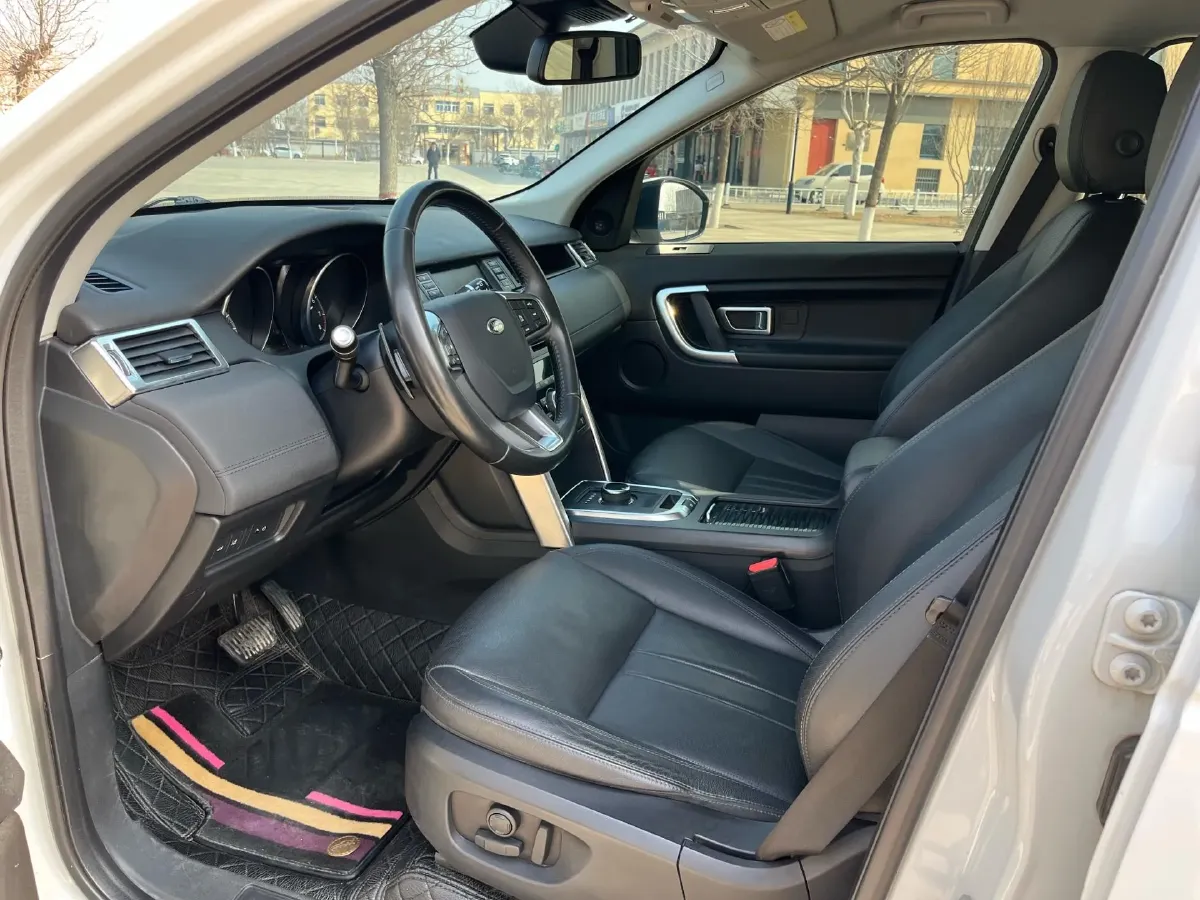 2018 Land Rover Discovery Sport 2.0T 241HP L4 9AT,autocango,china used car exporter,china ev exporter,chinese used car exporter,chinese used ev exporter