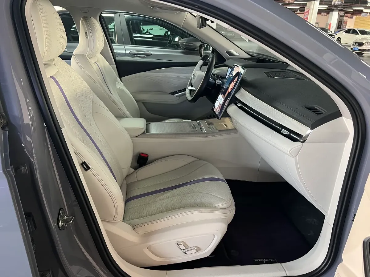 2024 Geely Preface 1.5T 163HP L4 3DHT Hybrid,autocango,china used car exporter,china ev exporter,chinese used car exporter,chinese used ev exporter