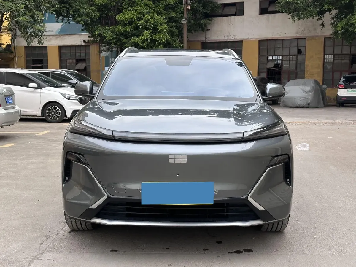 2025 LanDian E5 PLUS 1.5L 95HP L4 E-CVT PHEV 25KWH,autocango,china used car exporter,china ev exporter,chinese used car exporter,chinese used ev exporter