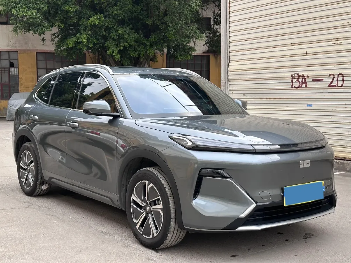 2025 LanDian E5 PLUS 1.5L 95HP L4 E-CVT PHEV 25KWH,autocango,china used car exporter,china ev exporter,chinese used car exporter,chinese used ev exporter