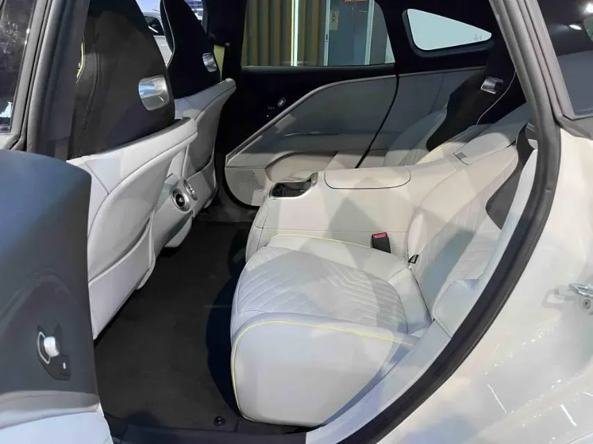 2023 Avatr 11 BEV 116KWH,autocango,china used car exporter,china ev exporter,chinese used car exporter,chinese used ev exporter