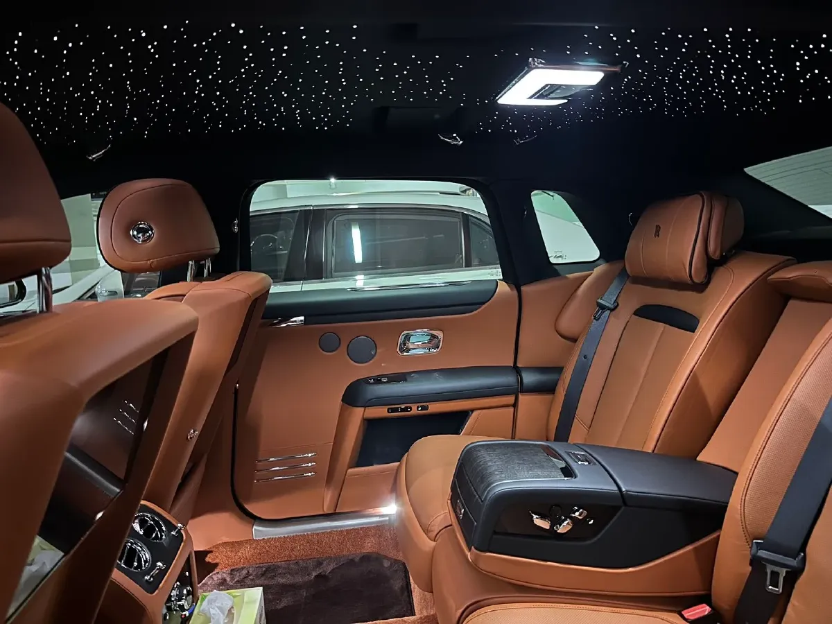 2021 Rolls-Royce Ghost 6.7T 571HP V12 8AT,autocango,china used car exporter,china ev exporter,chinese used car exporter,chinese used ev exporter