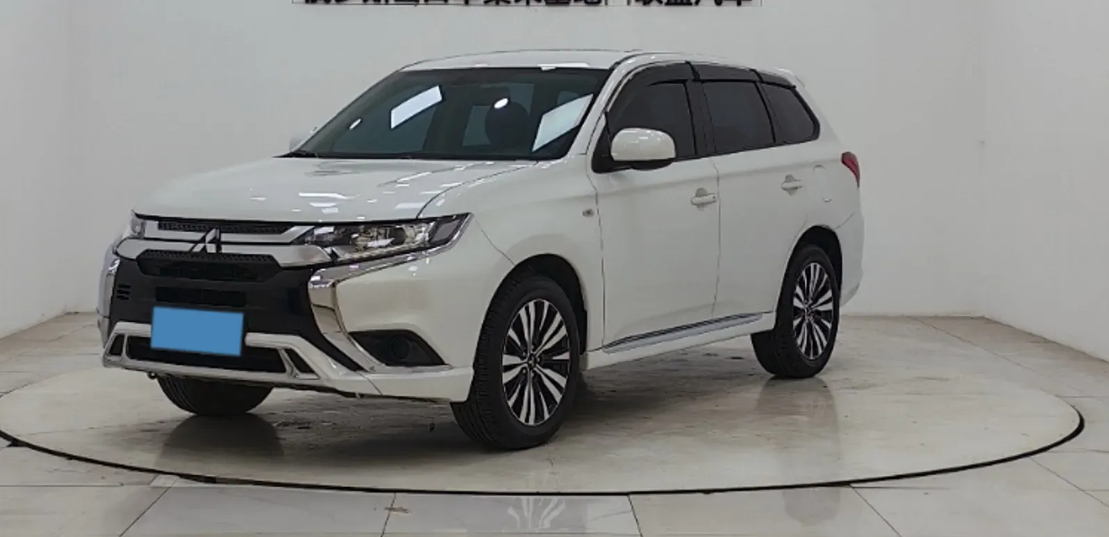 2021 Mitsubishi Outlander 2.0L 166HP L4 CVT,autocango,china used car exporter,china ev exporter,chinese used car exporter,chinese used ev exporter
