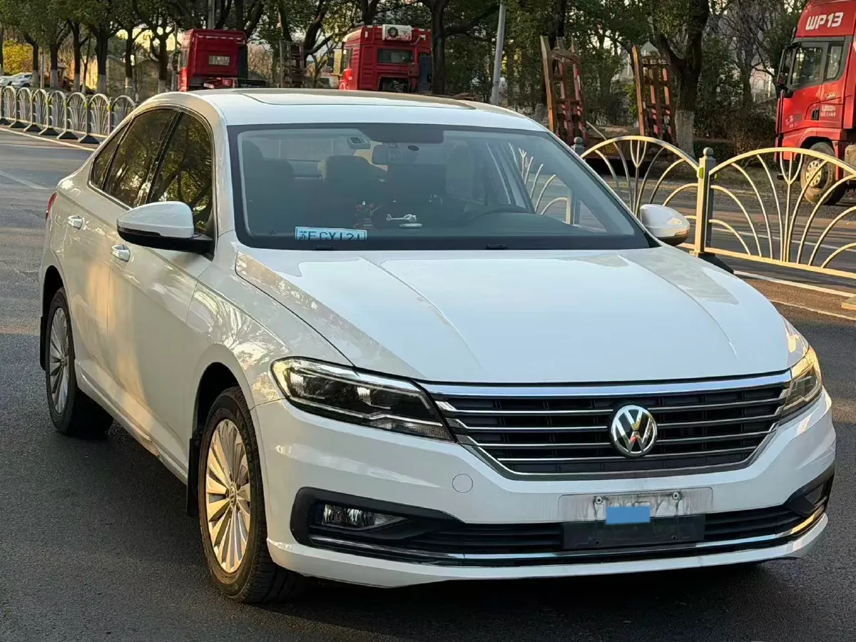 2018 Volkswagen Lavida 1.2T 116HP L4 7DCT,autocango,china used car exporter,china ev exporter,chinese used car exporter,chinese used ev exporter